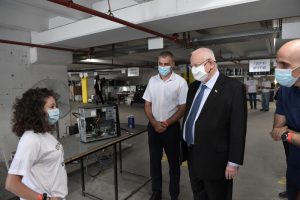 יקור נשיא המדינה במעבדת מתחשבים בכפר סבא