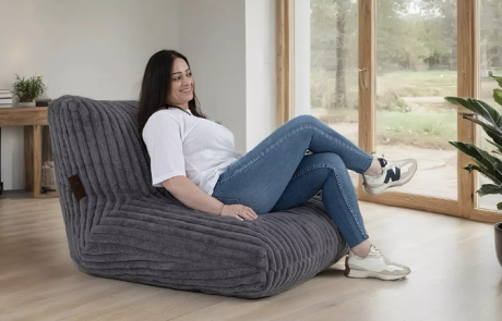 עיצוב מרפסת קטנה – איך למקסם מקום עם מערכת ישיבה