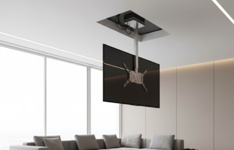 מינימליזם במיטבו: למה כדאי להסתיר את הטלוויזיה בתקרה?