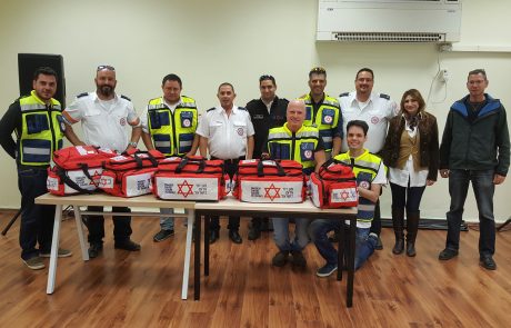 "צוות פאפות" סיימו את הכשרתם להענקת עזרה ראשונה ויחלו בפעילות שוטפת בכפר סבא