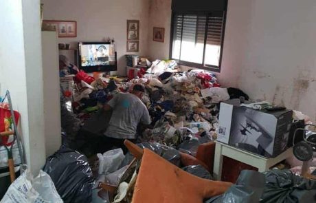 כשהילד מסתגר ומזניח: המדריך להורים שרוצים לעזור לבן בוגר לצאת מדירה עמוסה ומזוהמת