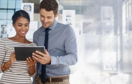 בדיקת החזר מס לשכירים ועזרה פיננסית לעסקים קטנים