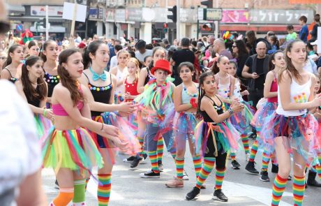 אחרי הפסקה של 25 שנה: עשרות אלפי השתתפו בחגיגות העדלאידע