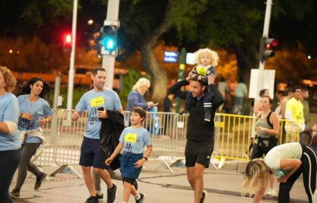 אלפי רצות ורצים השתתפו במרוץ הלילה ה-4 של כפר סבא